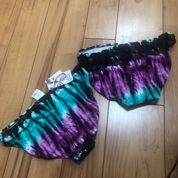 New with Tags Island Escape Womens Swimsuit Tiki Pant bottoms in size 8. - Picture 6 of 6